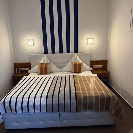 Hotel Garni Schick Oberursel Ngoại thất bức ảnh